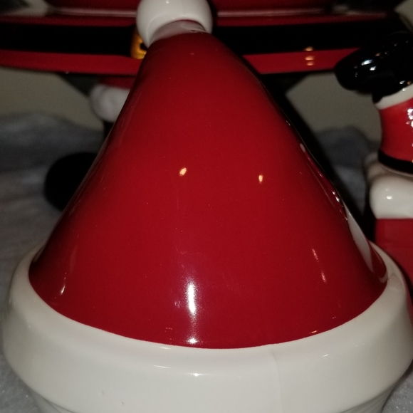 Red Rae Dunn SANTA Large canister with Hat topper - Picture 5 of 8
